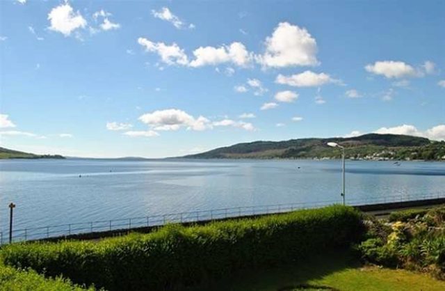  Image of 3 bedroom Flat for sale in Tighnabruaich PA21 at Tighnabruaich, PA21 2BB